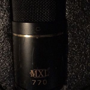 MXL microphone